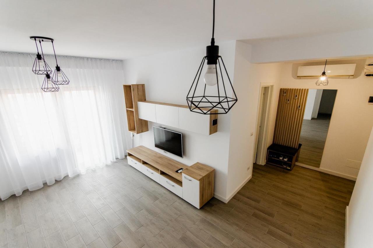 Samplus Central Apartment Craiova Exterior foto